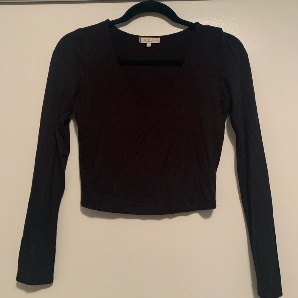 Black cropped long sleeve